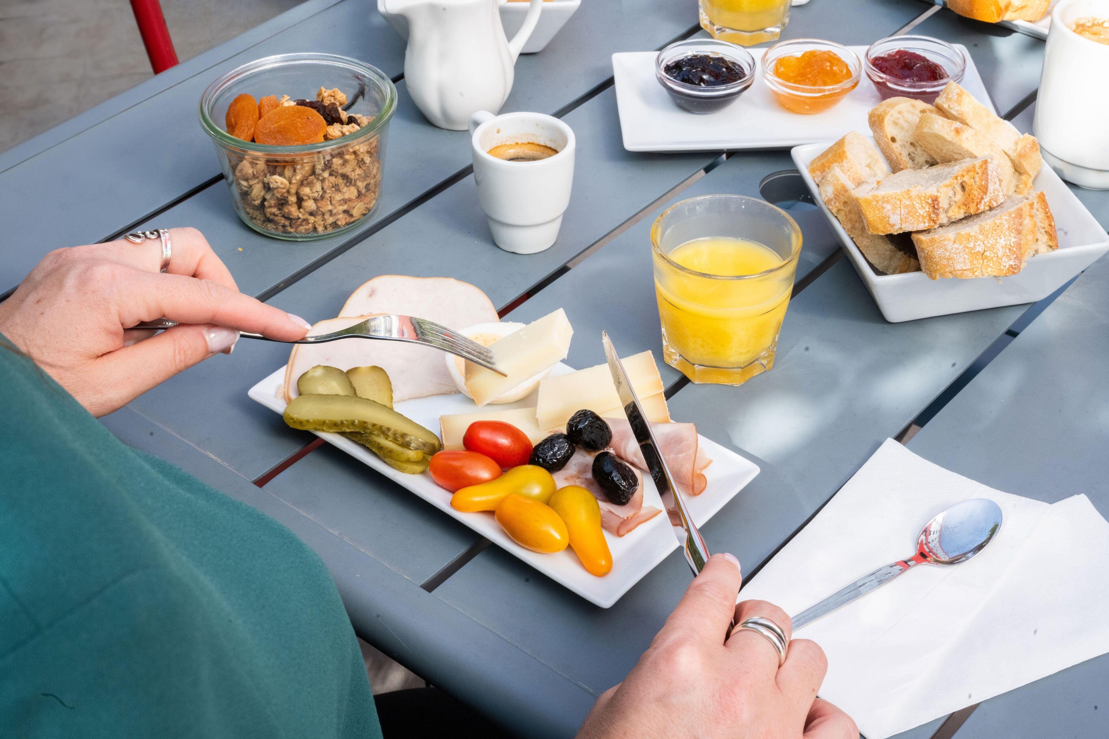 Hotel Ibis Centre Nations 3*