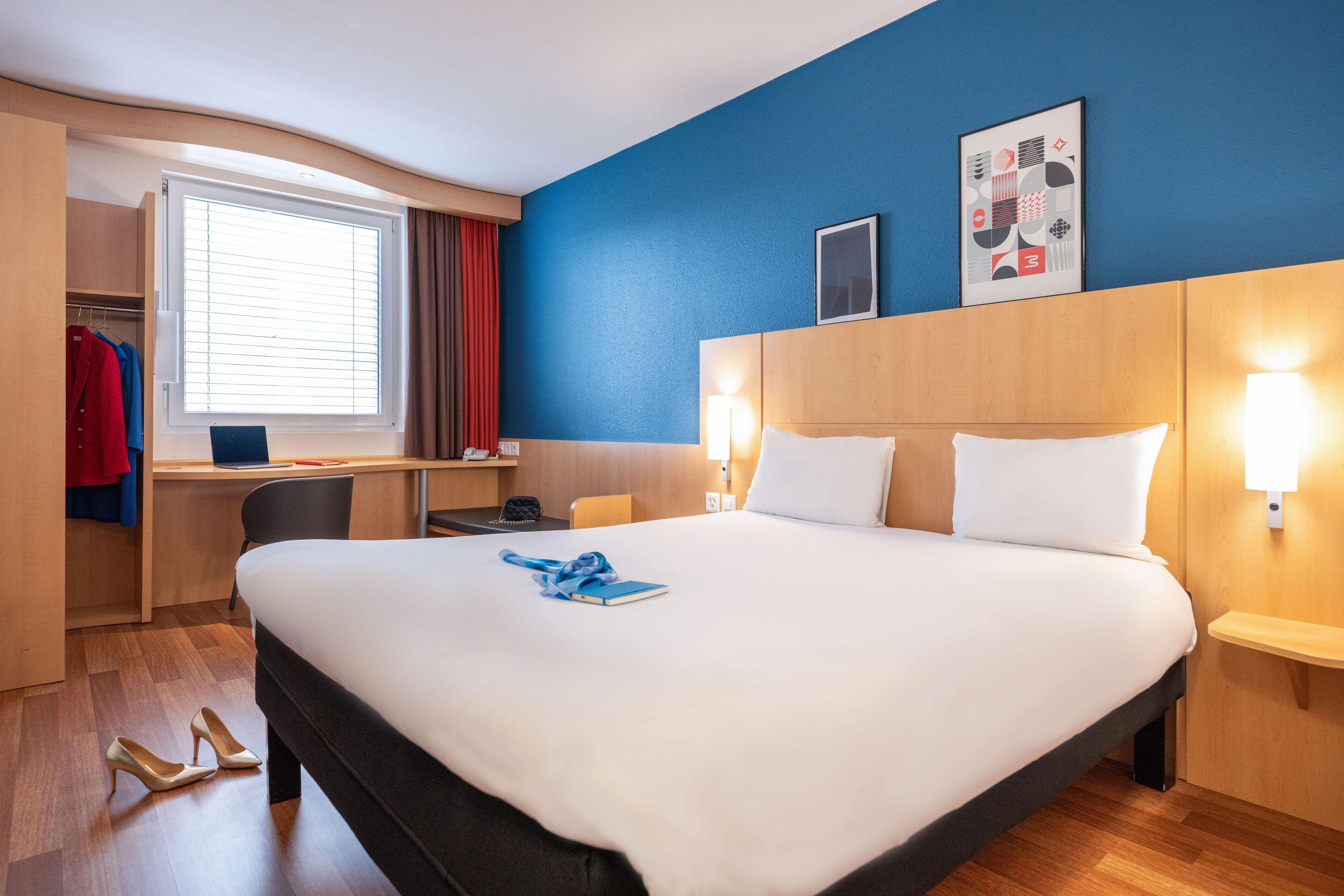 Ibis Centre Nations Hotel