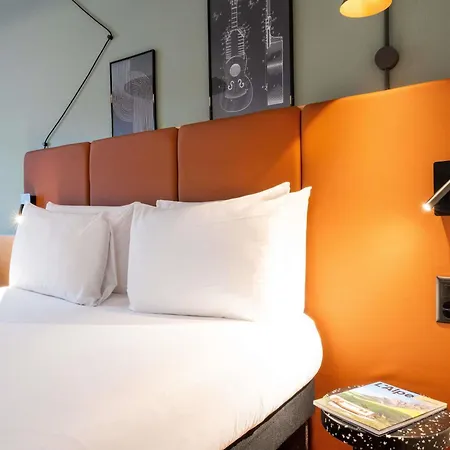 Hotel Ibis Centre Nations 3*