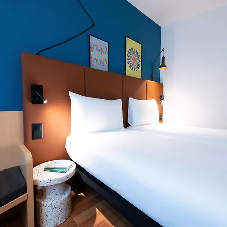 Ibis Centre Nations 3*