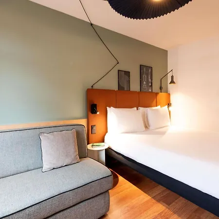 Ibis Centre Nations 3*