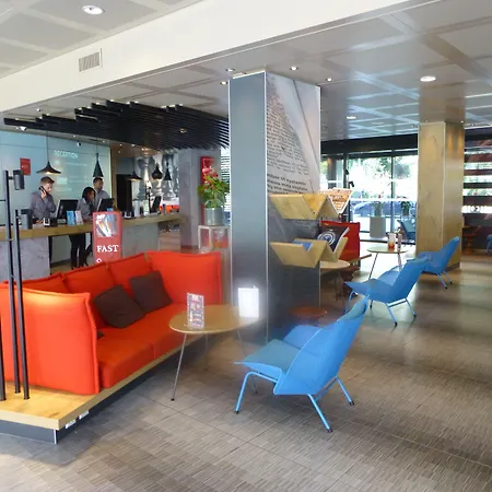 Ibis Centre Nations Hotel