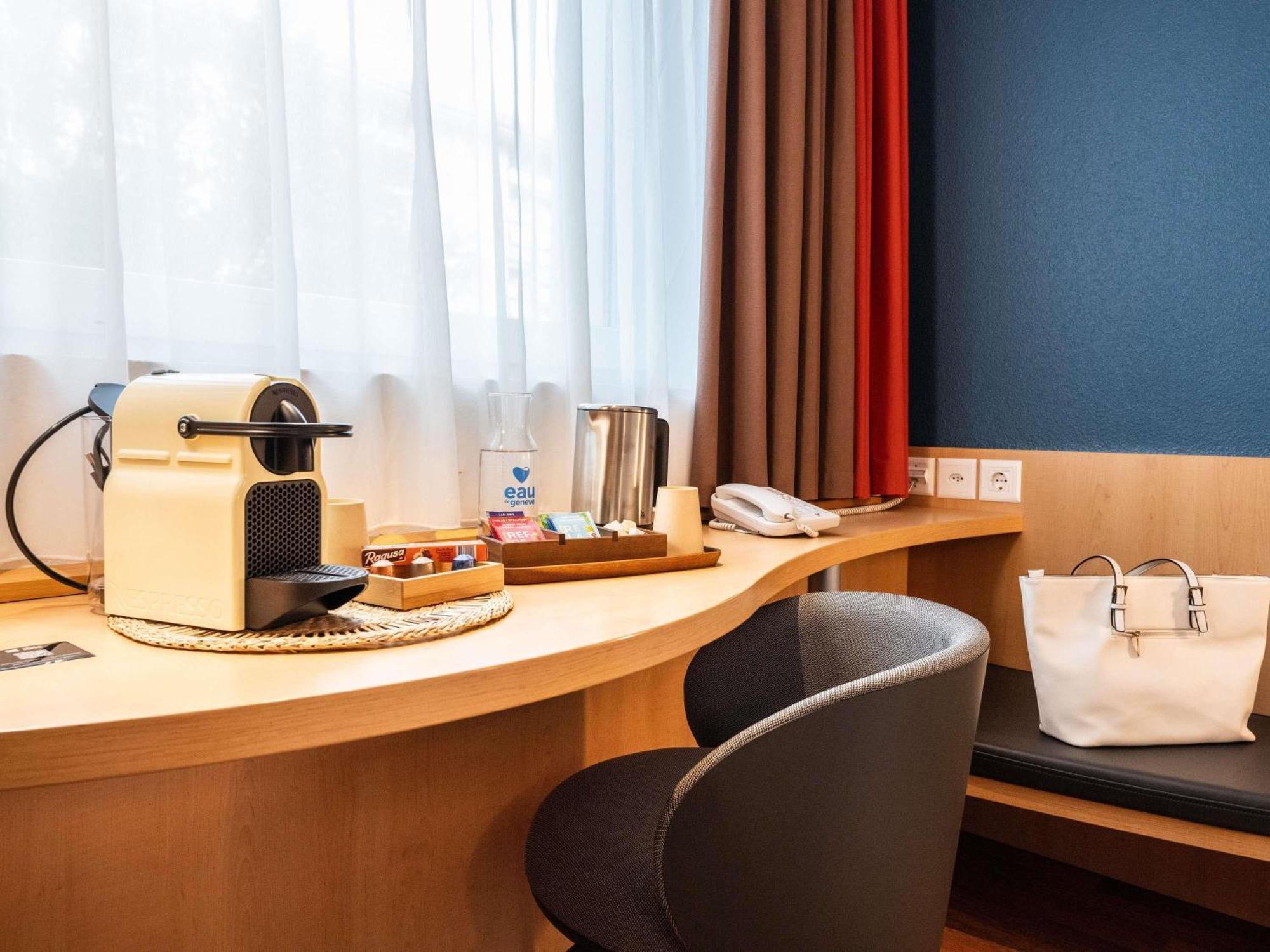 Ibis Centre Nations Hotel