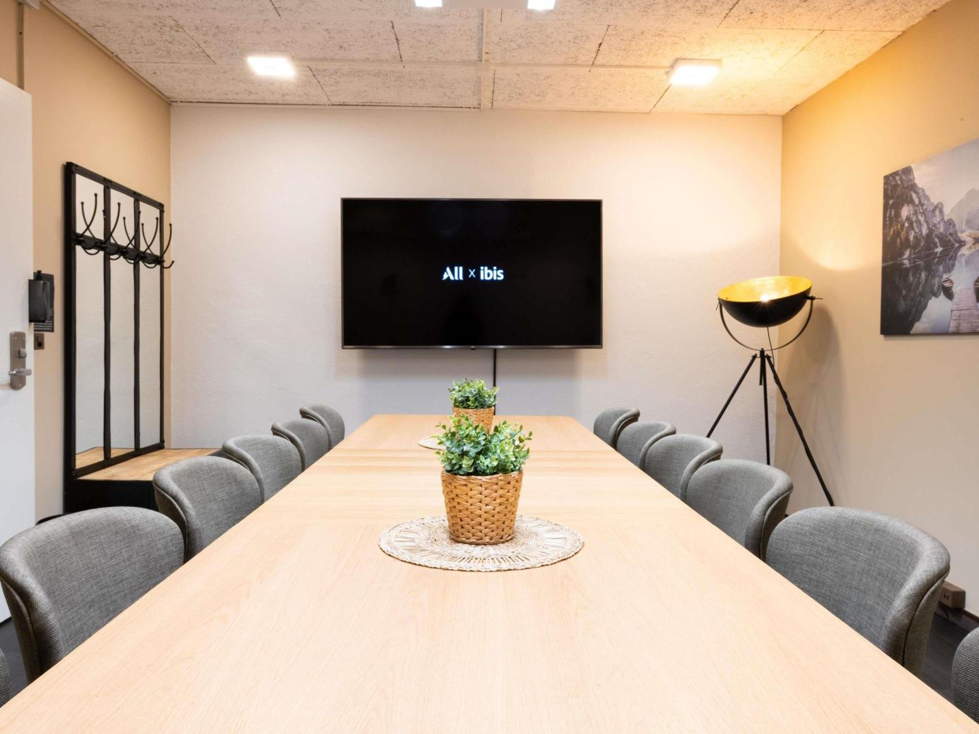 Ibis Centre Nations 3* Geneva